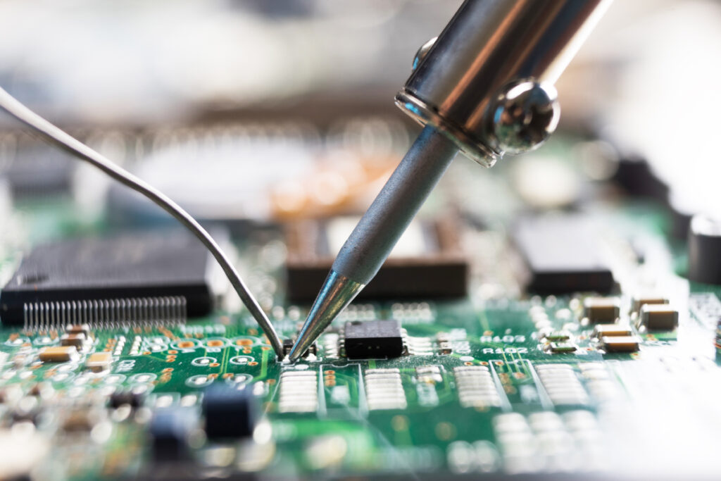 Herstellung von Elektronik für die Energietechnik und Umwelttechnik